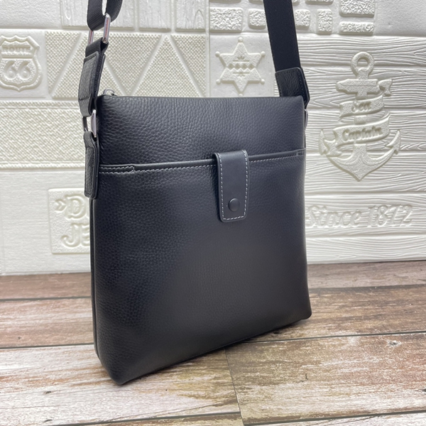 スーパーコピーブランドバッグ背面デザイン